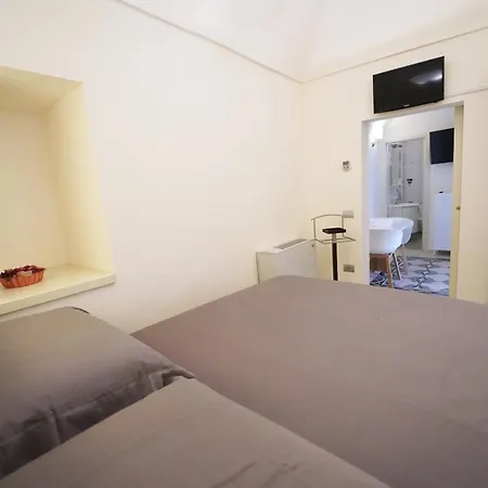 Santa Cesarea - La Vetta Del Sasso Barisano *